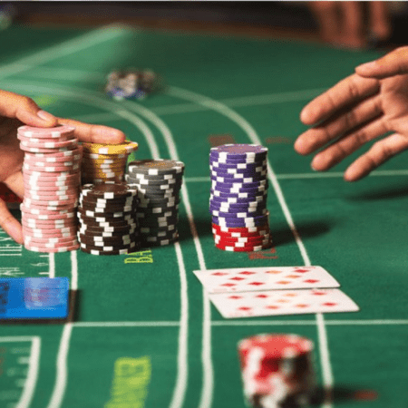 Baccarat Trực Tuyến: Sự Kết Hợp Hoàn Hảo giữa Hiện Đại và Truyền Thống